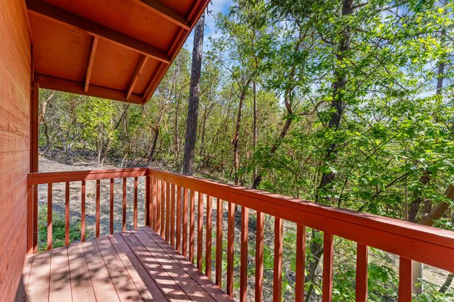 1610 Jumpoff Joe Creek Road, Grants Pass, OR 97526