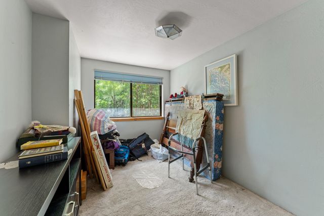 1610 Jumpoff Joe Creek Road, Grants Pass, OR 97526