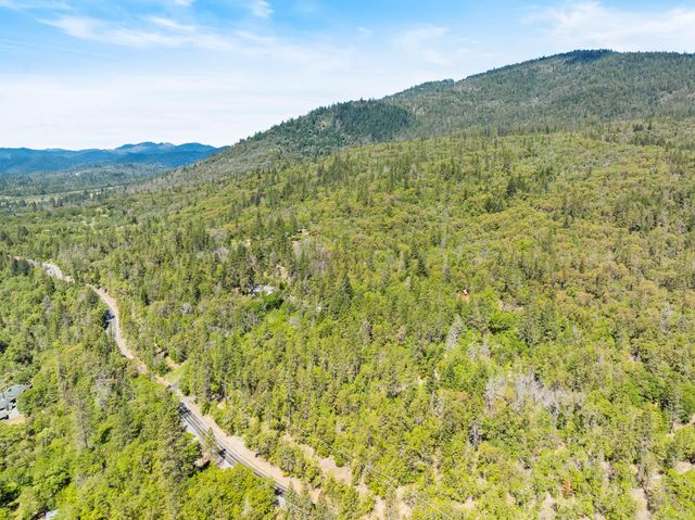 1610 Jumpoff Joe Creek Road, Grants Pass, OR 97526