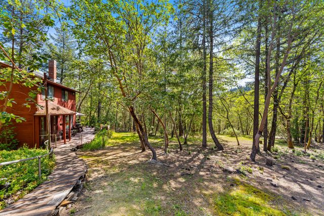 1610 Jumpoff Joe Creek Road, Grants Pass, OR 97526