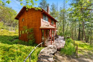 1610 Jumpoff Joe Creek Road, Grants Pass, OR 97526