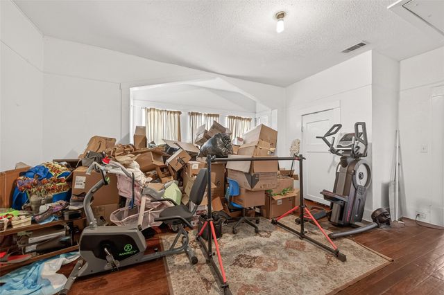 1110 Mathis Street, Houston, TX 77009
