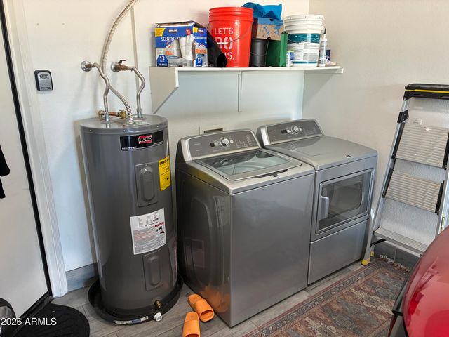 1411 E ORANGEWOOD Avenue 142, Phoenix, AZ 85020