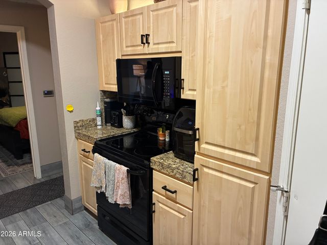 1411 E ORANGEWOOD Avenue 142, Phoenix, AZ 85020