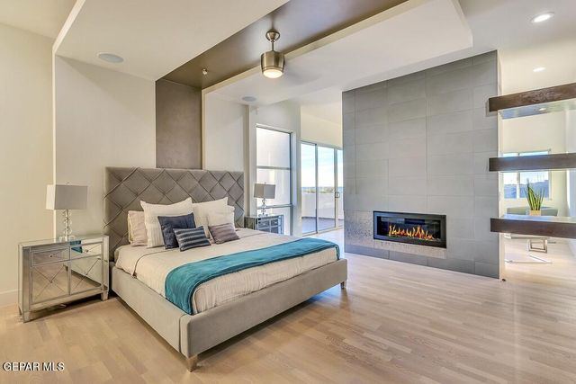 884 West Gate Drive, El Paso, TX 79932