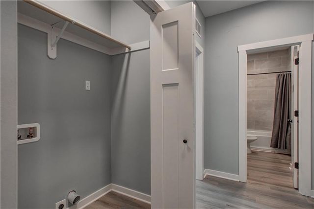 106 E Walker Drive, Harrisonville, MO 64701