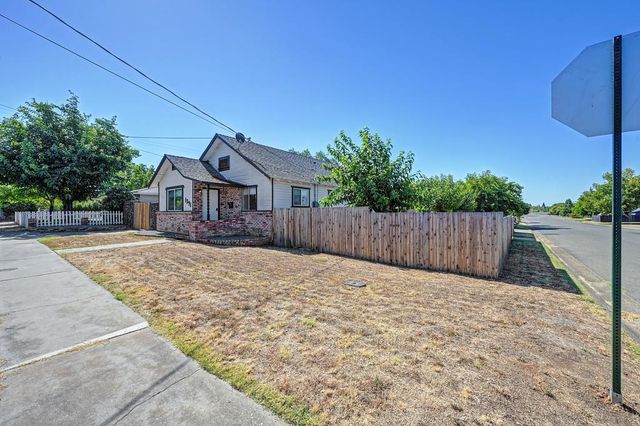 1391 5th St, Lincoln, CA 95648