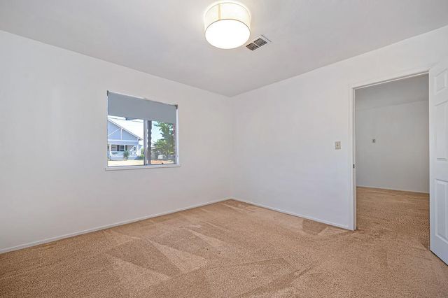 1391 5th St, Lincoln, CA 95648