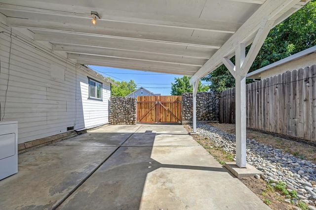 1391 5th St, Lincoln, CA 95648