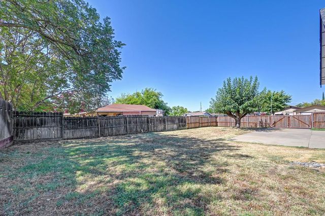 1391 5th St, Lincoln, CA 95648
