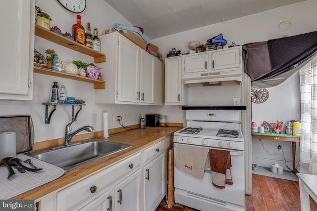 488 DELAWARE AVE, Roebling, NJ 08554