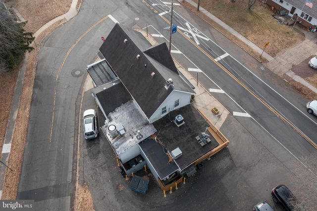 488 DELAWARE AVE, Roebling, NJ 08554