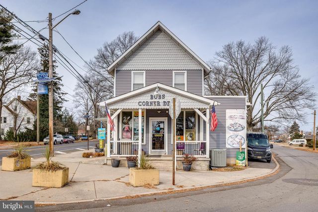 488 DELAWARE AVE, Roebling, NJ 08554