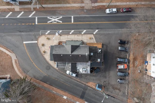 488 DELAWARE AVE, Roebling, NJ 08554