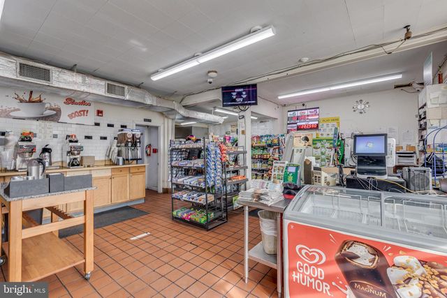 488 DELAWARE AVE, Roebling, NJ 08554