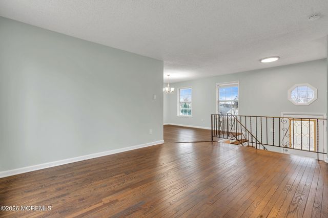 151 Shenandoah Boulevard, Toms River, NJ 08753