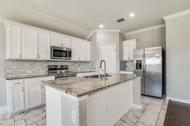 113 Rain Cloud Drive, Waxahachie, TX 75165