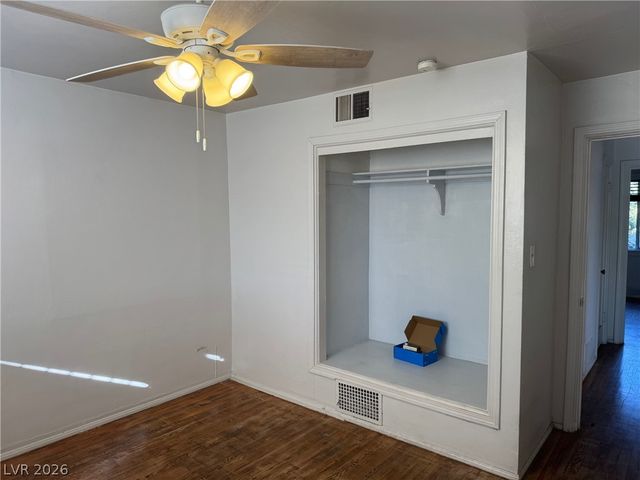 2214 Santa Clara Drive, Las Vegas, NV 89104