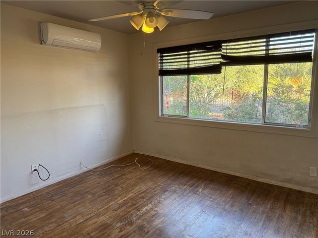 2214 Santa Clara Drive, Las Vegas, NV 89104