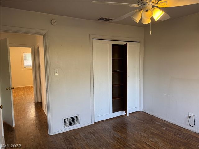 2214 Santa Clara Drive, Las Vegas, NV 89104