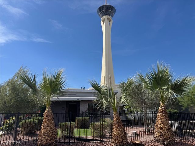 2214 Santa Clara Drive, Las Vegas, NV 89104