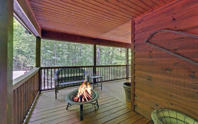 228 Flat Rock Valley Road, Blairsville, GA 30512