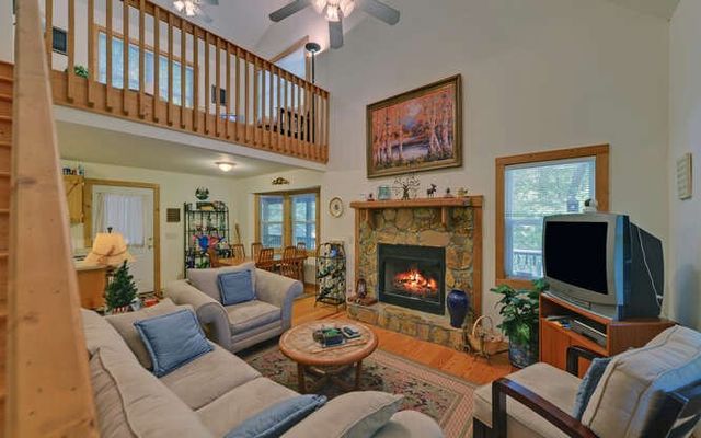 228 Flat Rock Valley Road, Blairsville, GA 30512