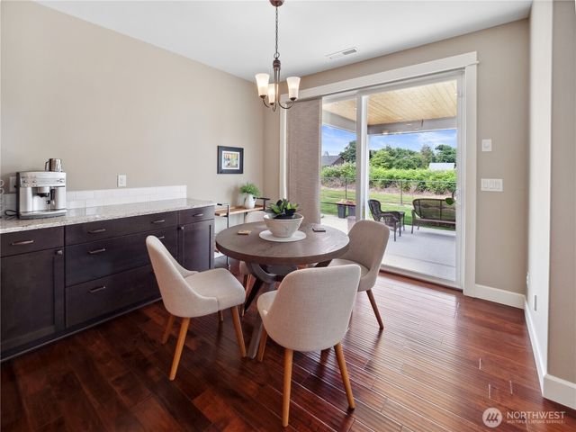 3420 McHugh Place, Enumclaw, WA 98022
