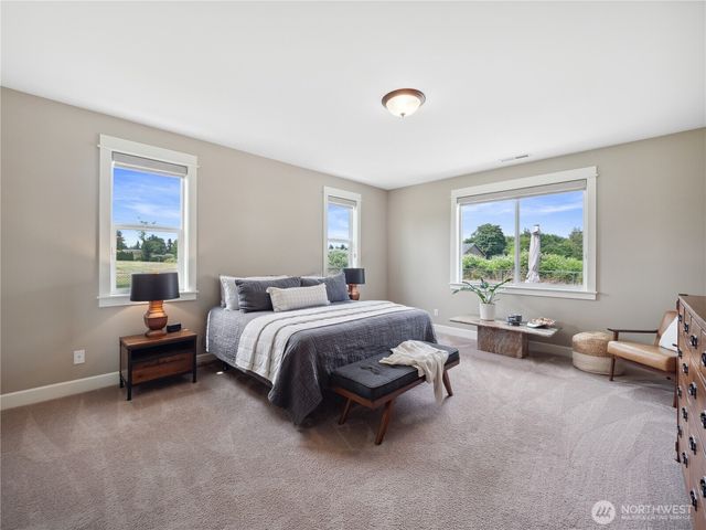 3420 McHugh Place, Enumclaw, WA 98022