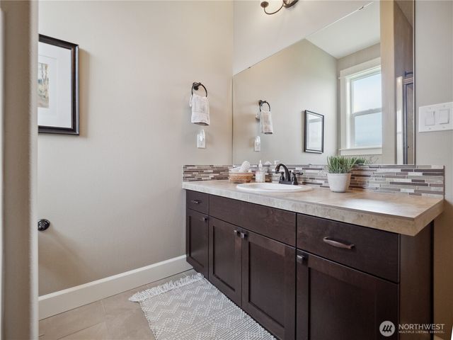 3420 McHugh Place, Enumclaw, WA 98022