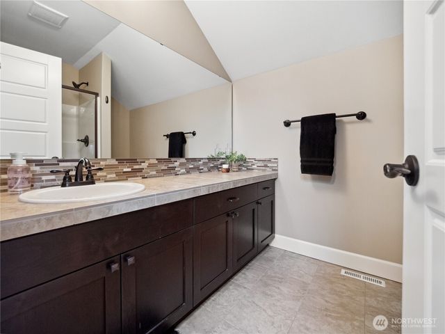 3420 McHugh Place, Enumclaw, WA 98022