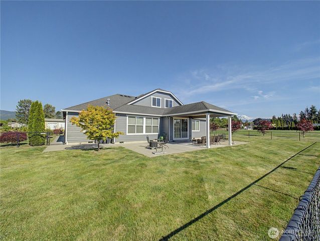 3420 McHugh Place, Enumclaw, WA 98022