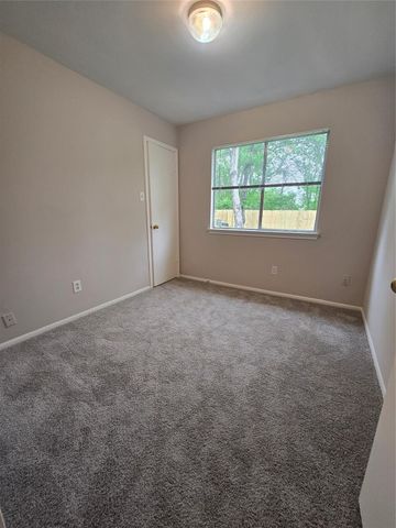 16022 Old River Road, Channelview, TX 77530