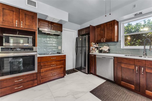 1019 S 29th Avenue 1019, Hollywood, FL 33020