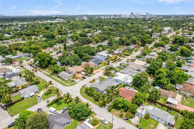 1019 S 29th Avenue 1019, Hollywood, FL 33020