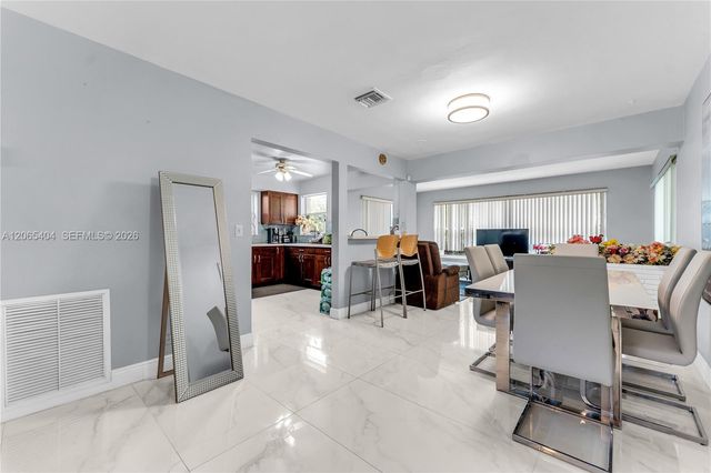 1019 S 29th Avenue 1019, Hollywood, FL 33020