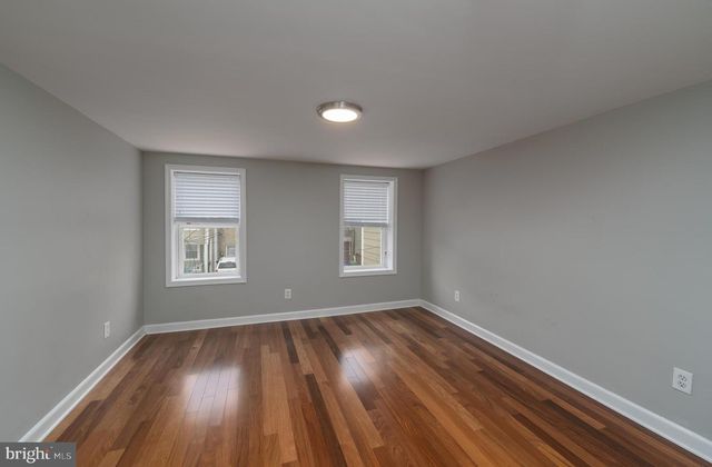 915 S BOULDIN ST, Baltimore, MD 21224