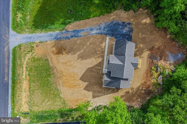 84 HUNTSVILLE CT, Martinsburg, WV 25403