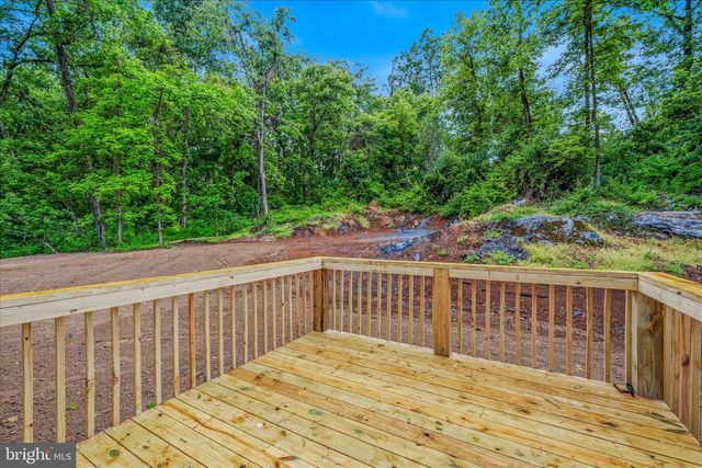 84 HUNTSVILLE CT, Martinsburg, WV 25403