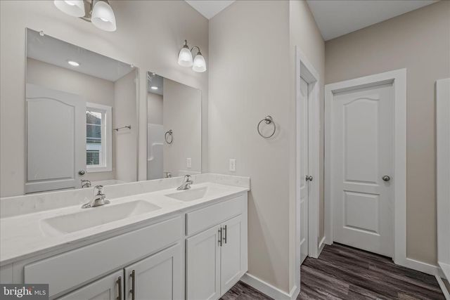 84 HUNTSVILLE CT, Martinsburg, WV 25403