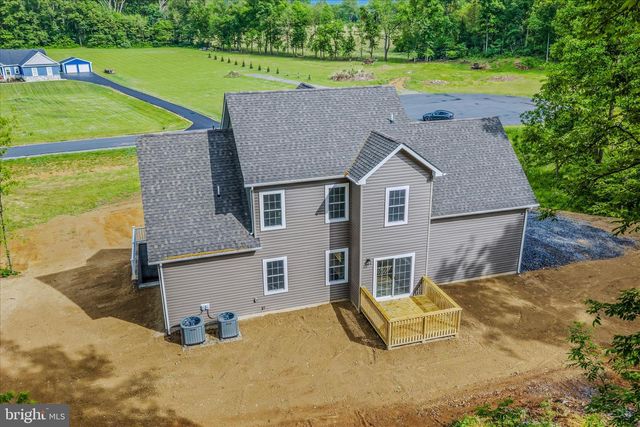 84 HUNTSVILLE CT, Martinsburg, WV 25403