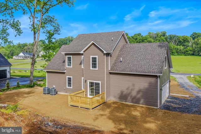 84 HUNTSVILLE CT, Martinsburg, WV 25403