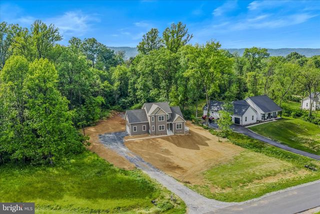 84 HUNTSVILLE CT, Martinsburg, WV 25403