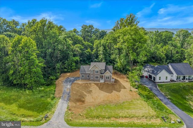 84 HUNTSVILLE CT, Martinsburg, WV 25403