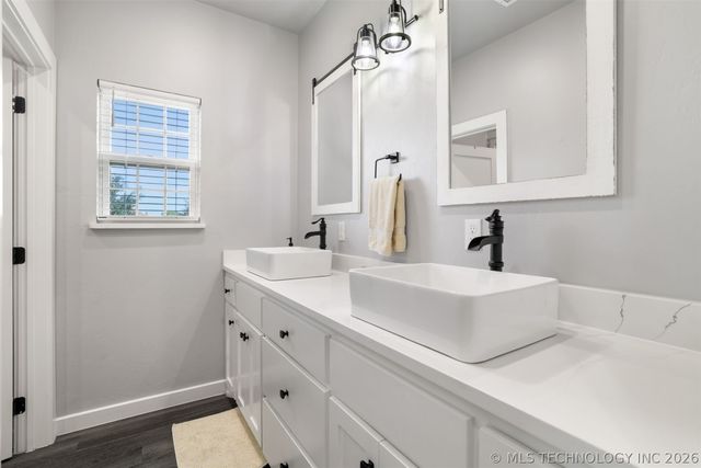 155 Riverbend Avenue, Calera, OK 74730