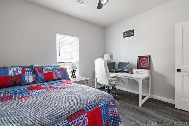 155 Riverbend Avenue, Calera, OK 74730
