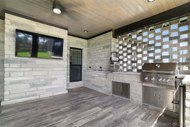 155 Riverbend Avenue, Calera, OK 74730