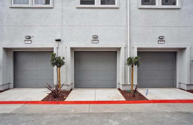 671 Lindendale Court 168-18 Plan 5, San Jose, CA 95117