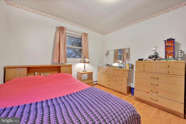 631 W FRANKLIN ST, Womelsdorf, PA 19567