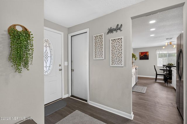 12240 CHIPPENHAM Court, Jacksonville, FL 32225